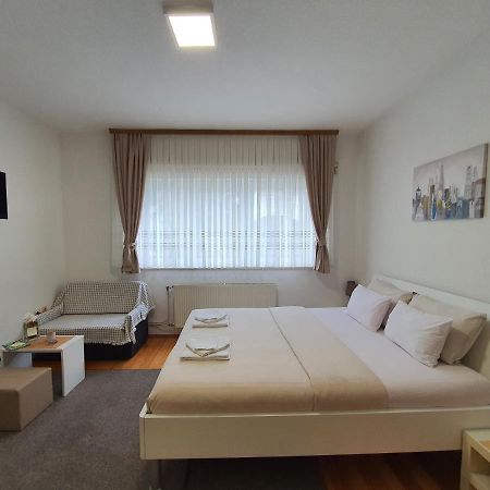 Studio Apartman 11 Bihać エクステリア 写真